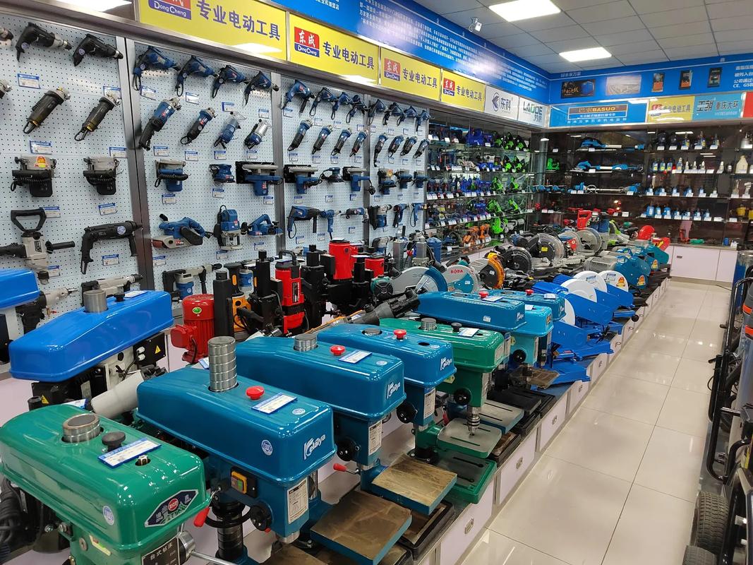 未來萬家五金機電廣西宜州店 全國連鎖，誠信經營，專注氣動與機電